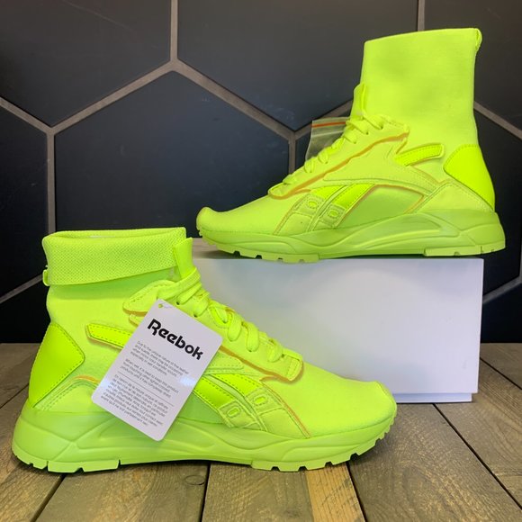 *Reebok Victoria Beckham Bolton Sock Running Ankle Lime Green Sneakers Size 7 - Picture 2 of 6